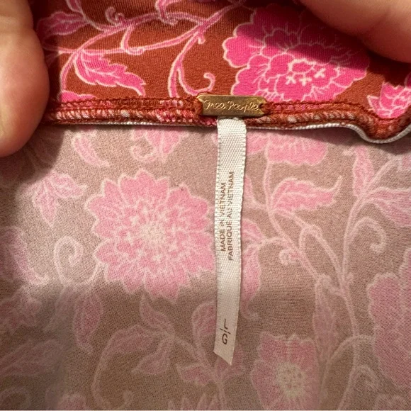 Skirts - Picture 14 of 14